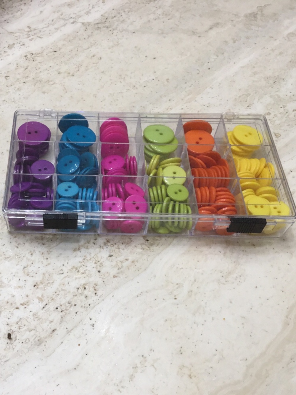 Buttons Colorful Assorted Sizes - Picture 2 of 5